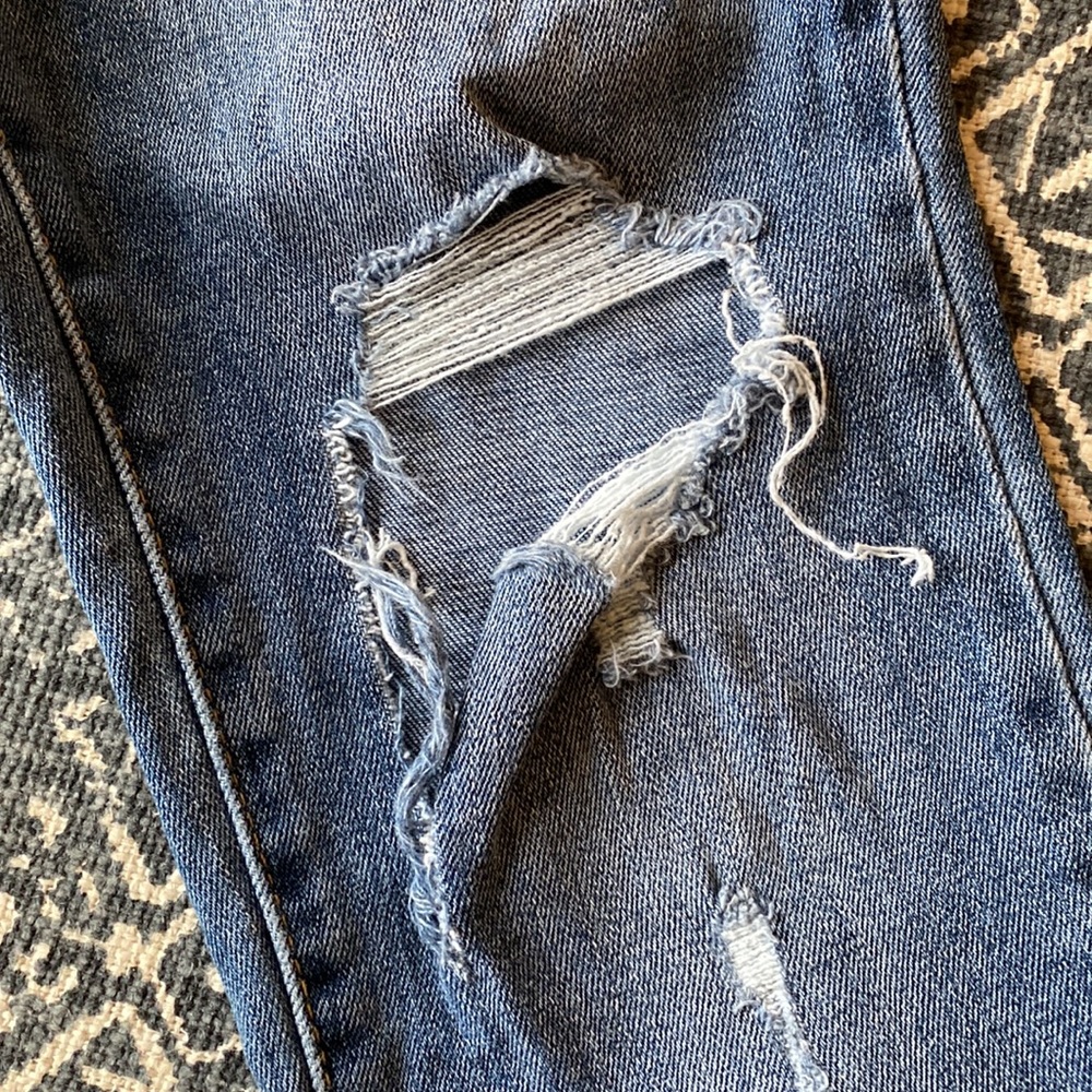 Levi’s 721 High Rise Skinny Jeans - Picture 2 of 5